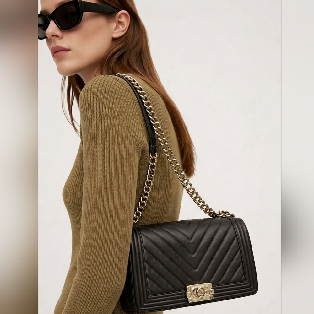 Chanel Flap Boy In New Medium - Picture 2 of 15
